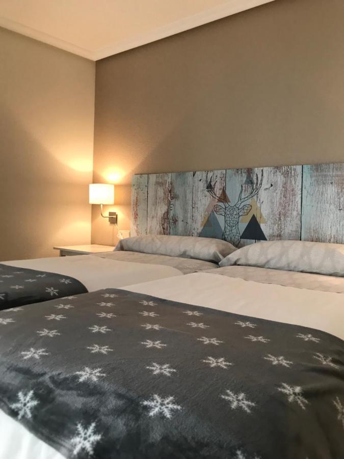 Apartamento Estiviellas, Pirineo 哈卡 外观 照片